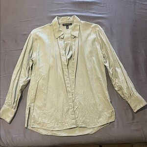 Banana Republic Women's Cream Button Down Shirt